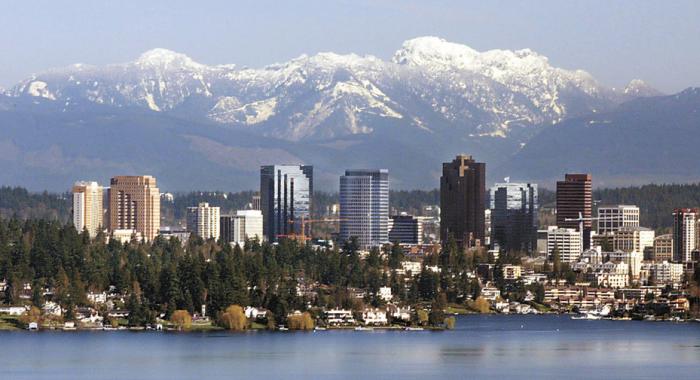 image of renton washington with cascade mountains in the background